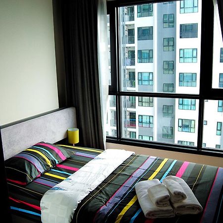 The Base Pattaya Apartment Bagian luar foto