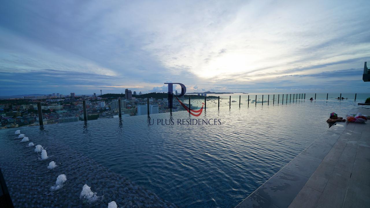 The Base Pattaya Apartment Bagian luar foto