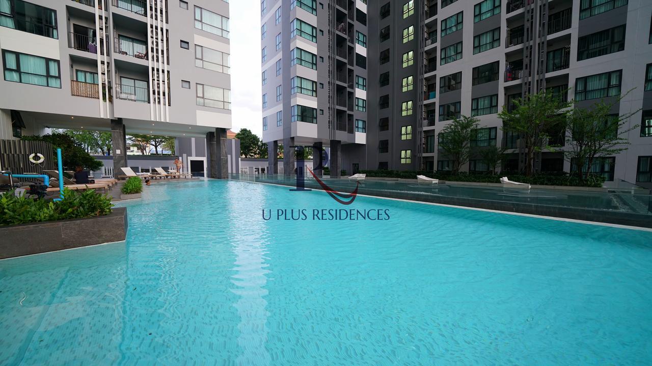 The Base Pattaya Apartment Bagian luar foto