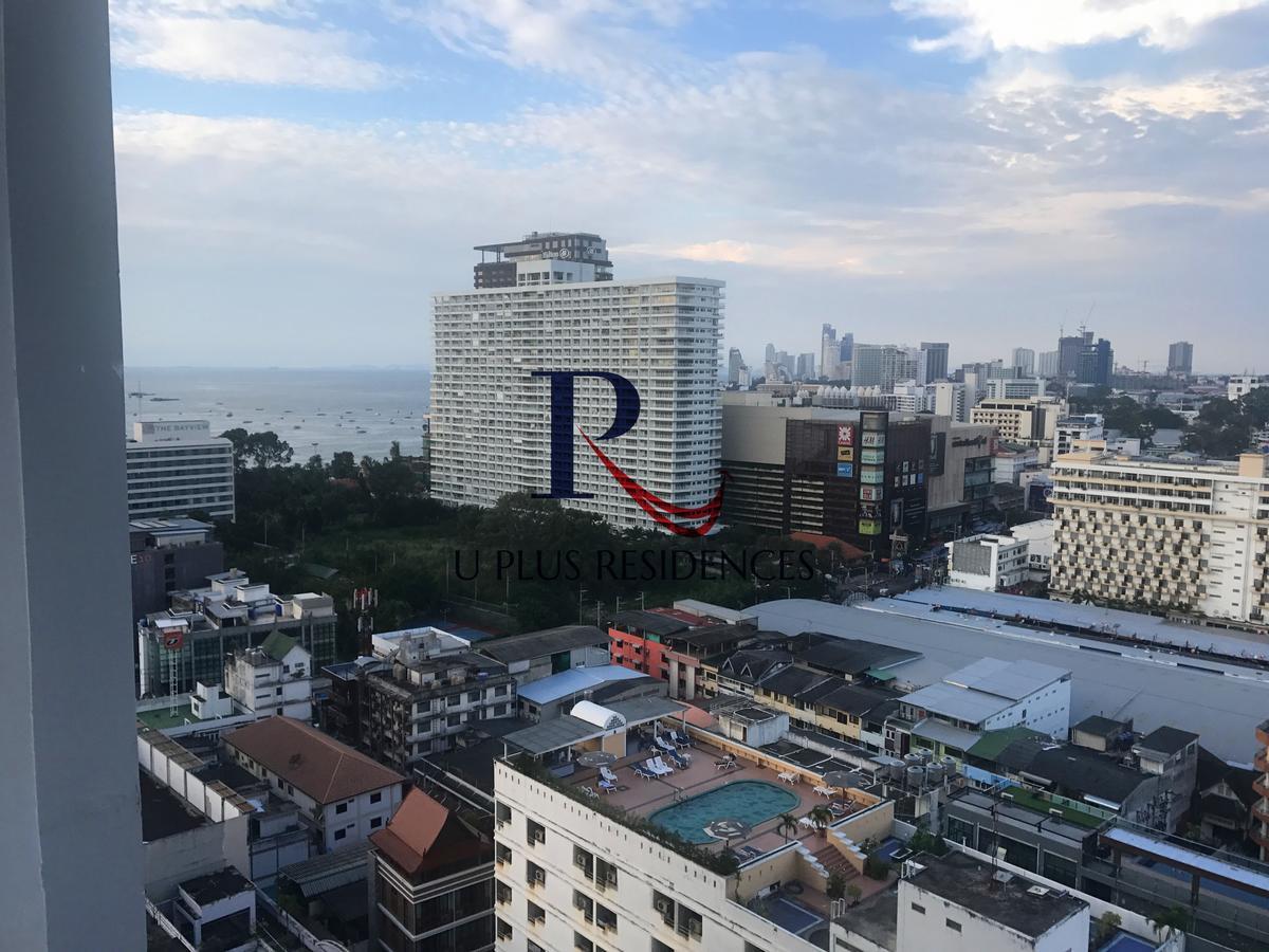 The Base Pattaya Apartment Bagian luar foto